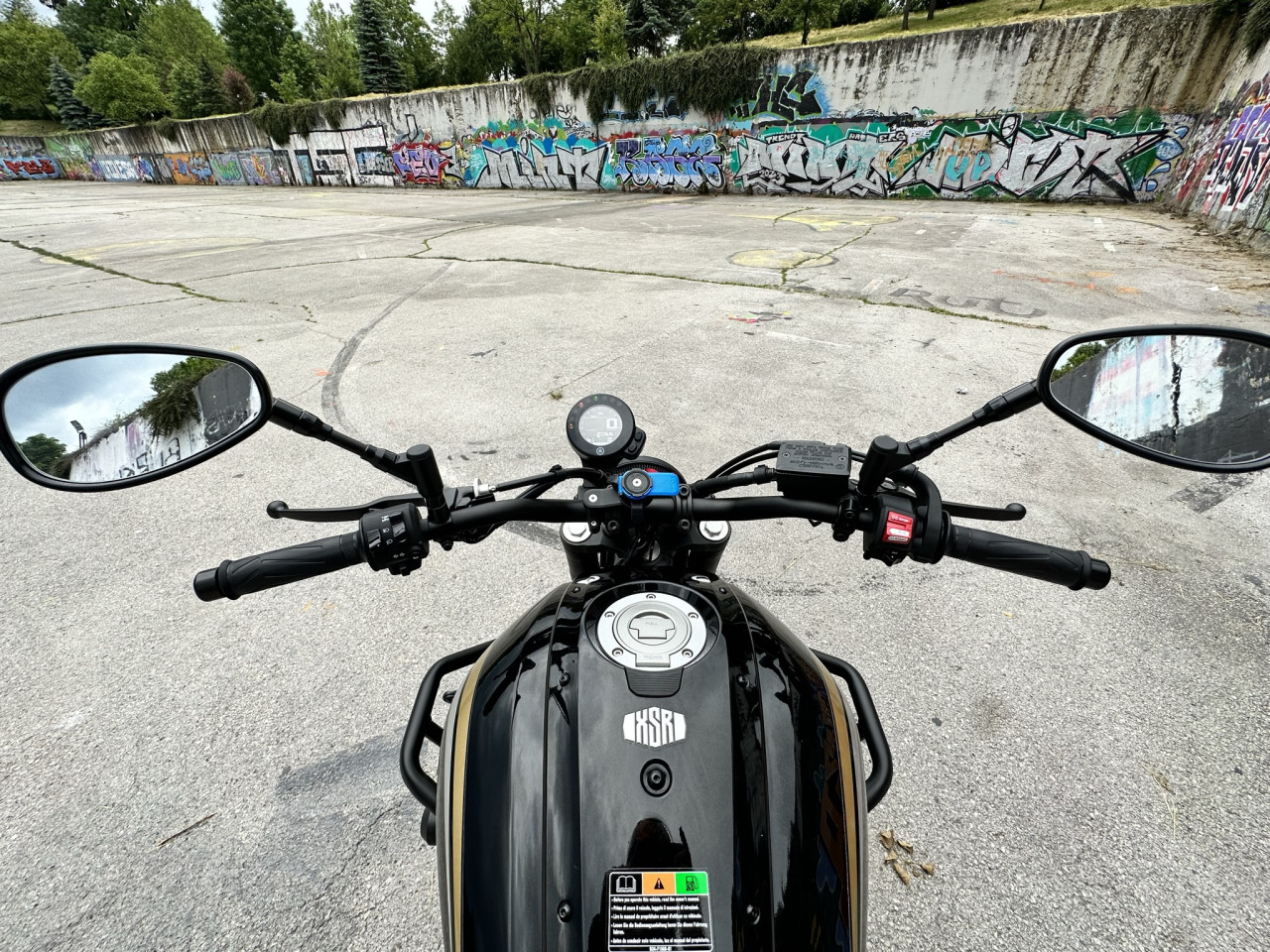 Yamaha xsr700