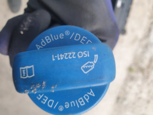 ČEP POSUDE VODE VW GOLF 8