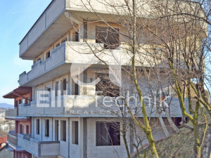 ZA INVESTITORE Stambeni objekat u centru Tuzla