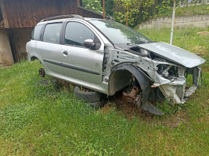 Dijelovi Peugeot 206 1,4hdi karavan sw