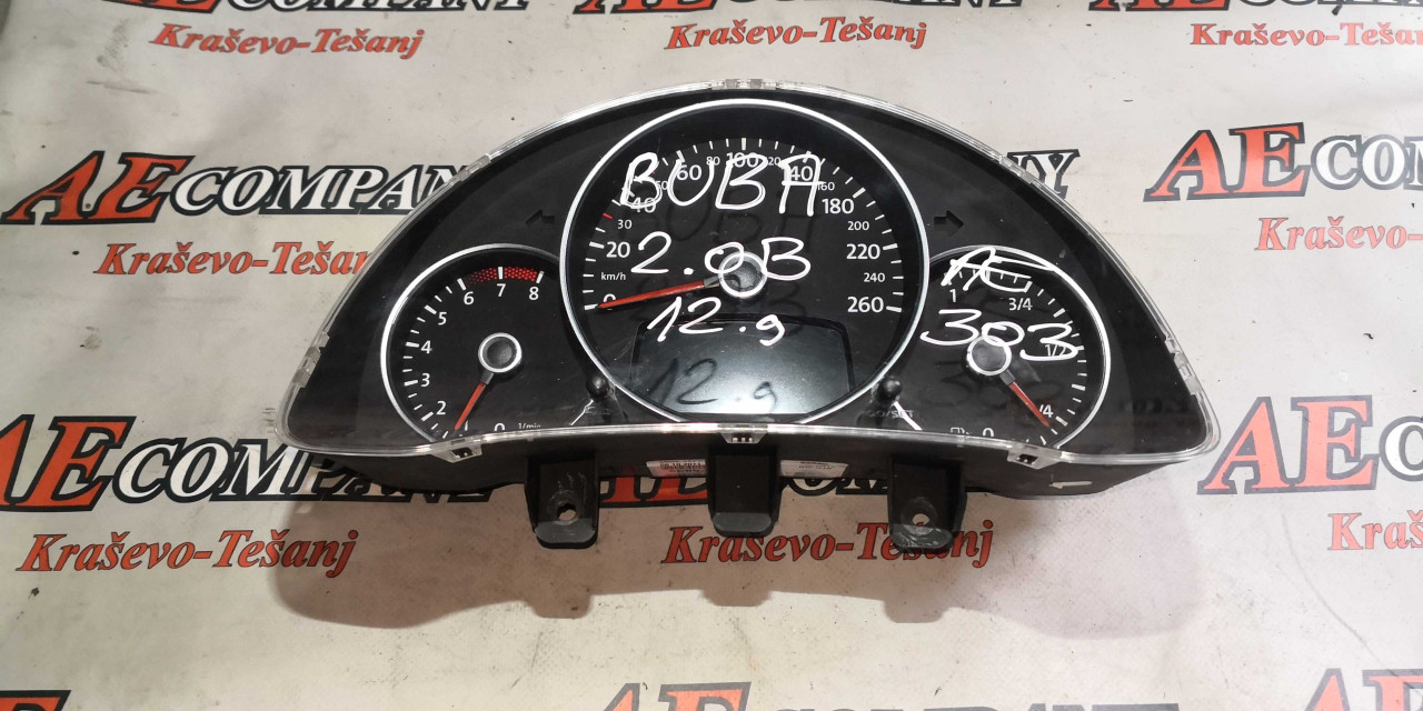 5C5920870 Kilometar Sat  Volkswagen Beetle 2012-