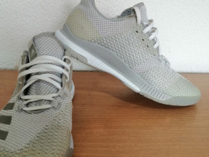 Adidas Crayzi flight orginal za odbojku broj 40