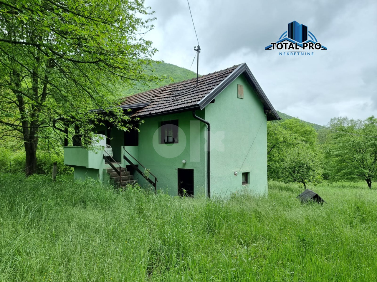 TOTAL PRO / Kuća i zemljište 2.902m2/ Buci - Visoko