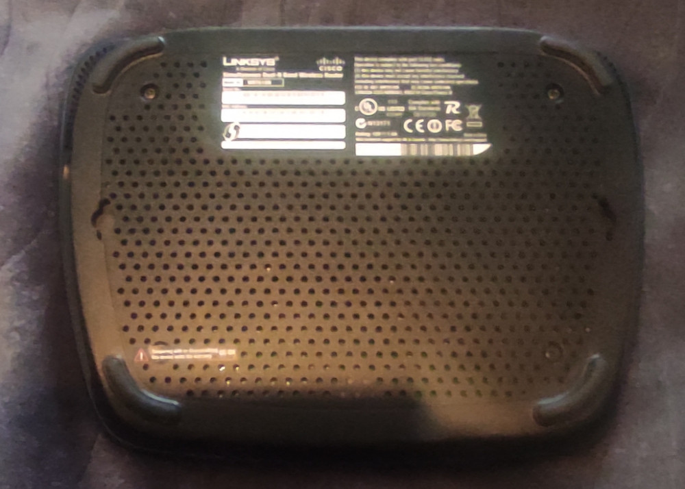 GIGABIT WIFI  RUTER Linksys CISCO WRT610N Dual-N Band