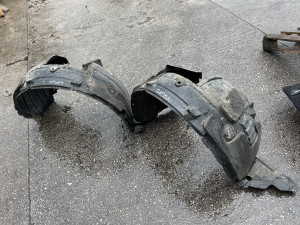 Blatobran pvc desni lijevi Nissan Qashqai 2009 (fotografija 2)