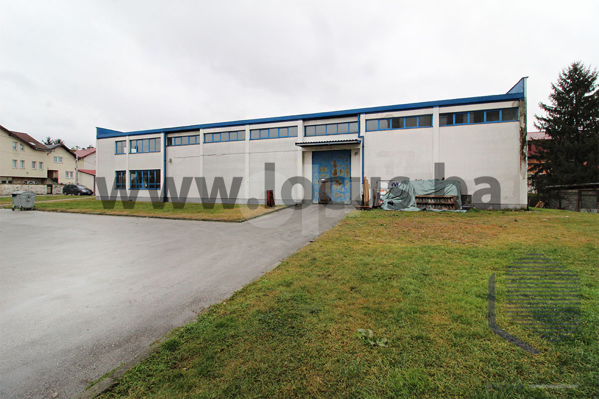 LOCUS: Poslovni objekat na parc. 5.310m2, ul. Bojnička 6