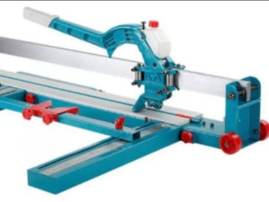 Mašina keramiku pločice  sa Laserom 125mm