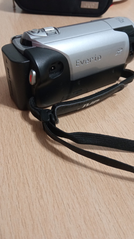 JVC Full HD Camcorder EverioR GZ-HM435SE