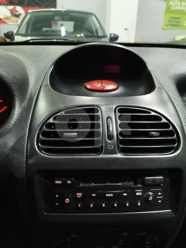 PEUGEOT 206 1.4 HDI, 2006 GODINA, REGISTROVAN,