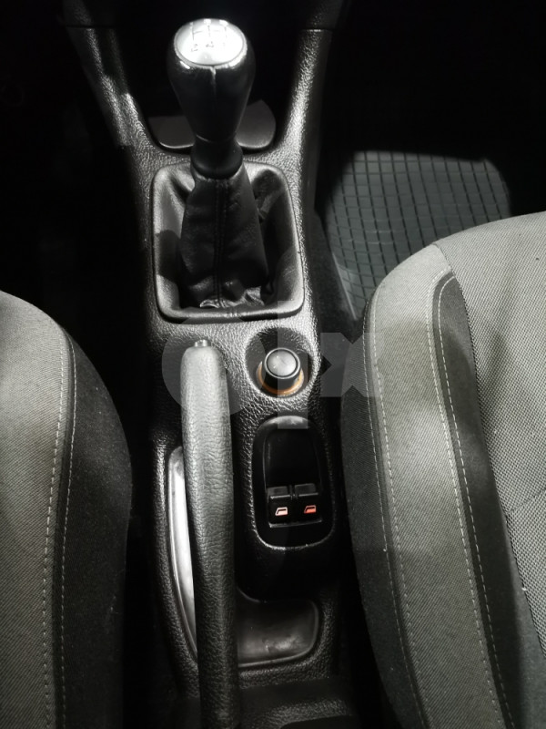PEUGEOT 206 1.4 HDI, 2006 GODINA, REGISTROVAN,