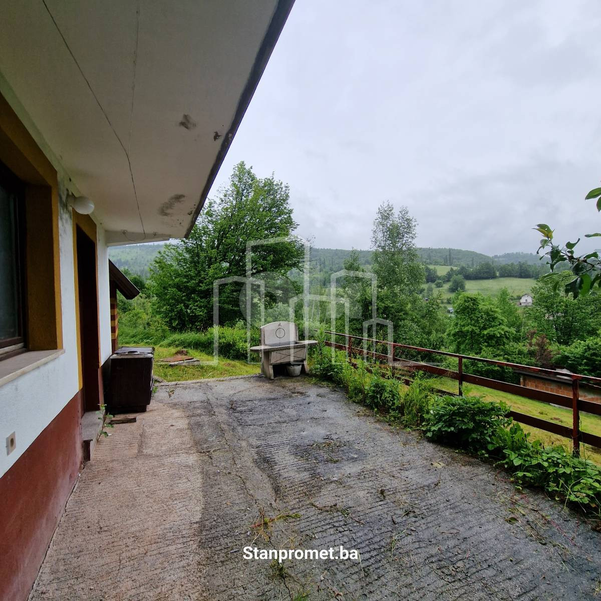 Vikendica 102m2 Sumbulovac Pale Mokro sa garažom 24