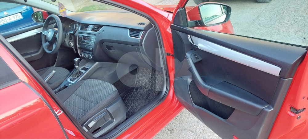 Škoda Octavia 1.6 TDi**DSG mjenjac** mod 2014god