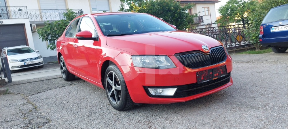 Škoda Octavia 1.6 TDi**DSG mjenjac** mod 2014god