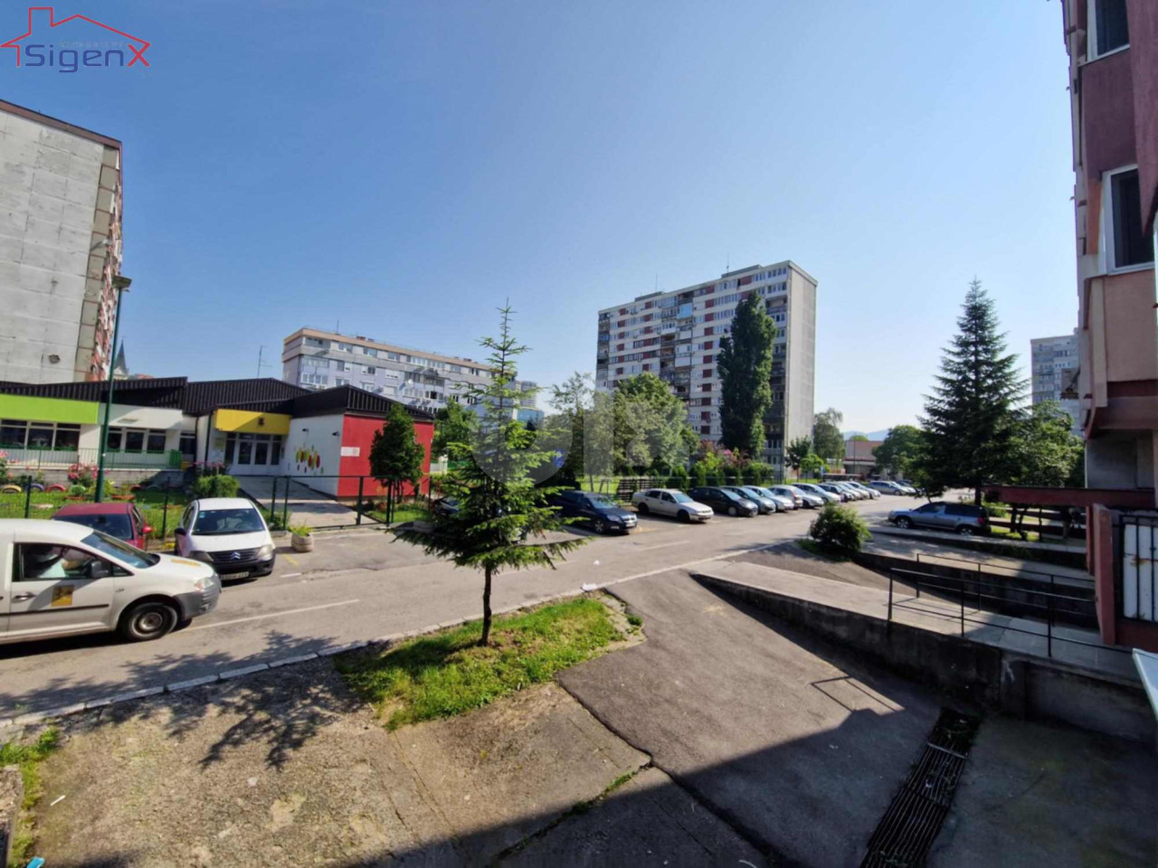 Polunamješten  stan /Hrasno/Aleja Lipa 2