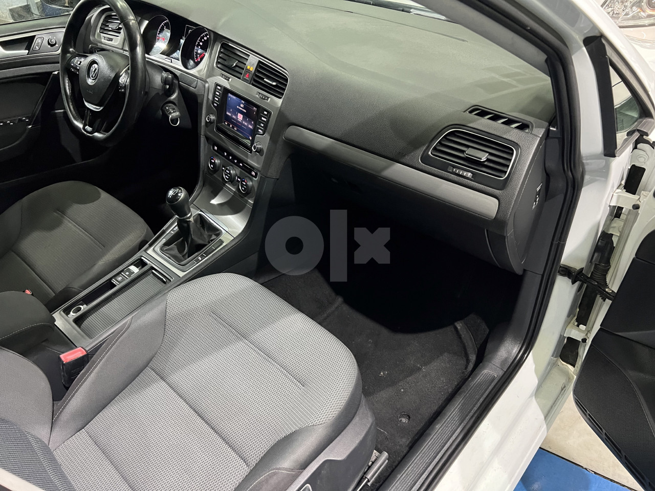 VW GOLF VII 1.6 TDI, 2014 GOD, ALU FELGE NAVIGACIJA