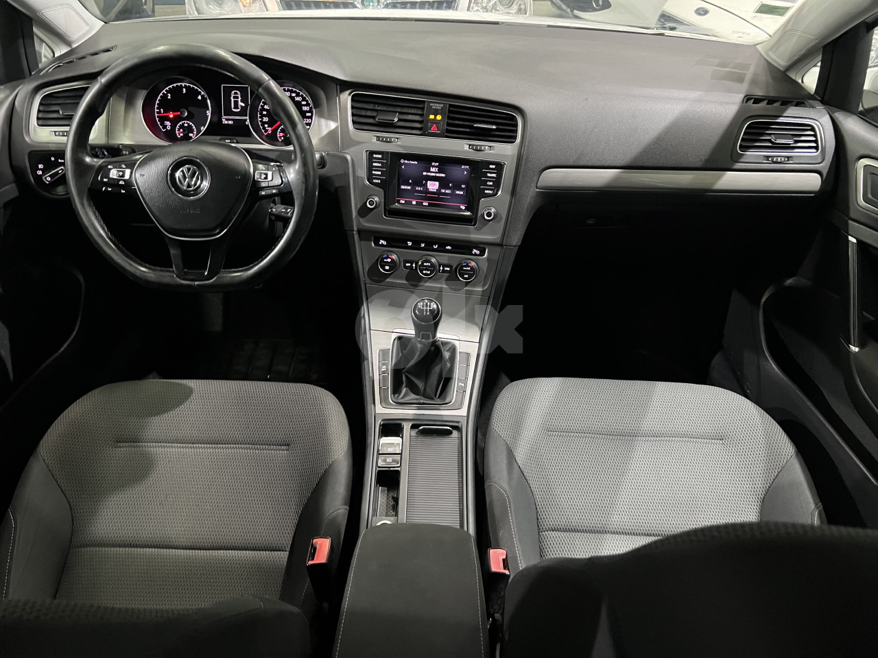 VW GOLF VII 1.6 TDI, 2014 GOD, ALU FELGE NAVIGACIJA