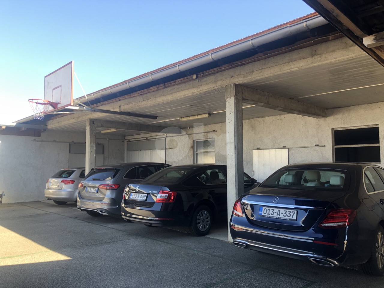 PARKING GARAZA AERODROM BANJA LUKA LAKTASI BANJALUKA 4