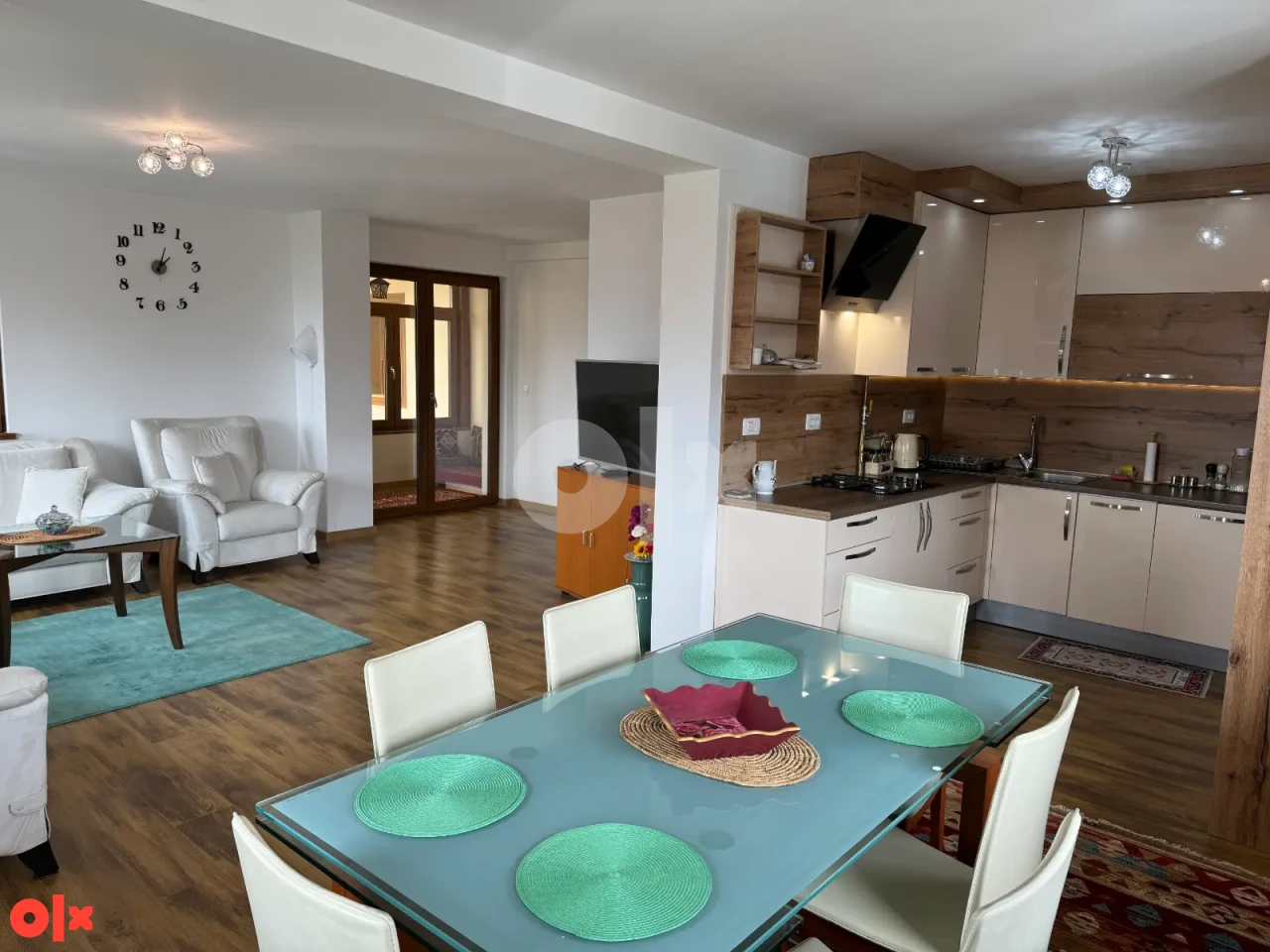 Kuća Sarajevo  Stari Grad 110m2  IZDAVANJE  SA REŽIJAMA NA DUŽE 3