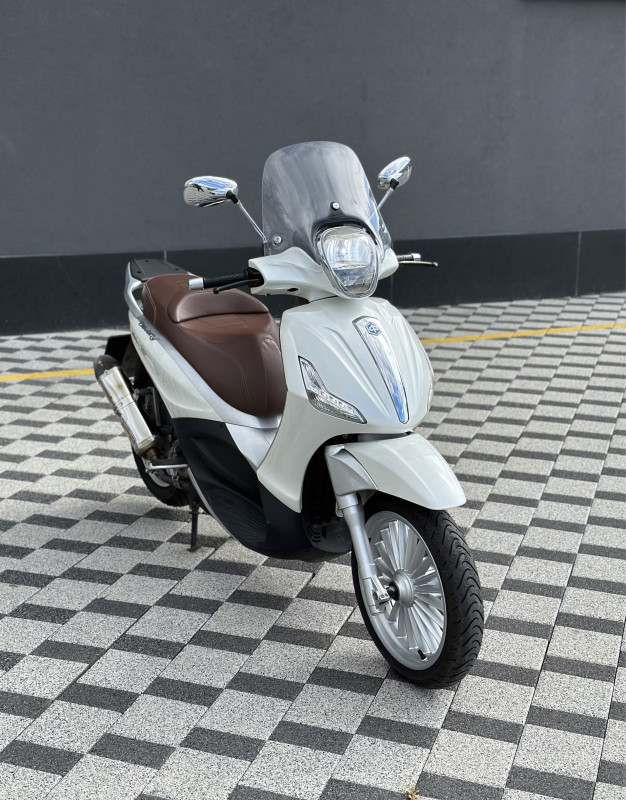 Piaggio Liberty Scooter Piaggio Beverly 300cc Bike Piaggio Scooter