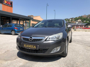 Rent a Car Sarajevo - Najbolje cijene - Opel Astra