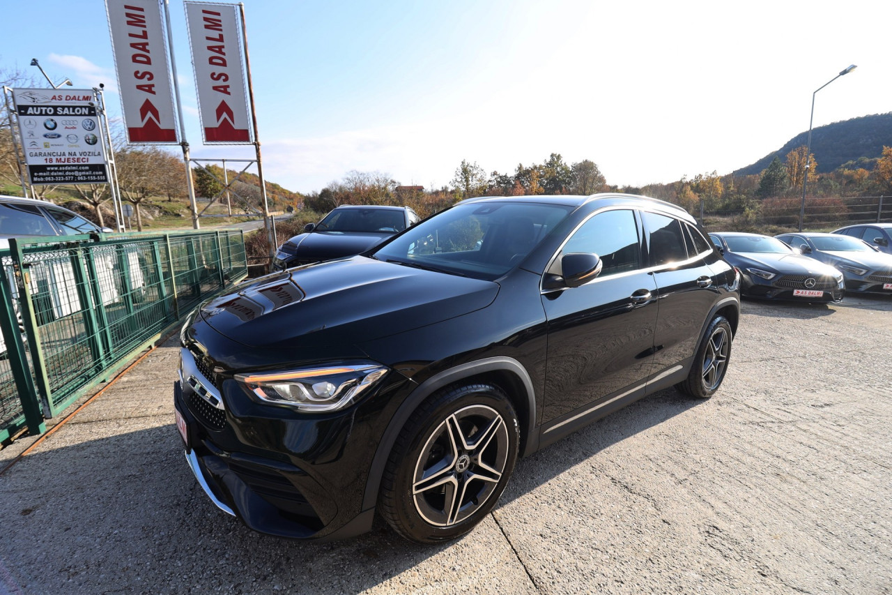 Mercedes GLA 200d 8G 3xAMG FULL-LED VIRTUAL Kamera