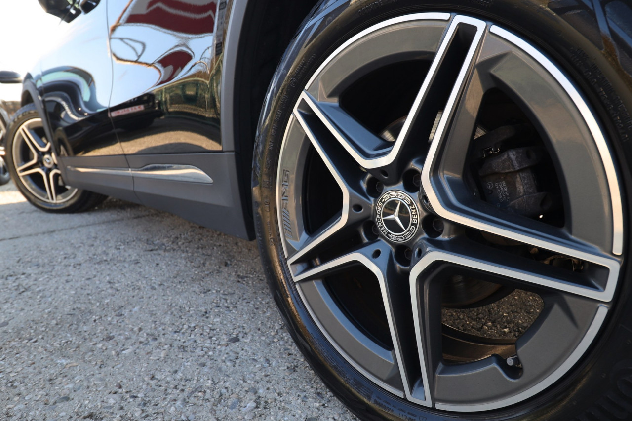Mercedes GLA 200d 8G 3xAMG FULL-LED VIRTUAL Kamera