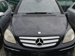 Dijelovi b180 automatik Mercedes W245 2007