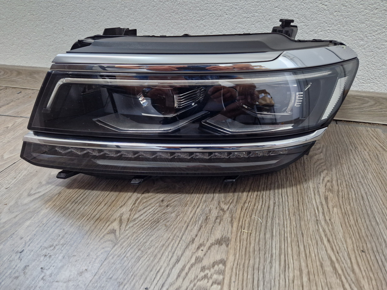 LIJEVI FAR FULL LED VW TIGUAN -5NB941081A