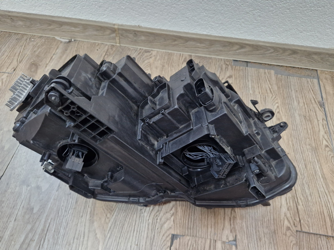 LIJEVI FAR FULL LED VW TIGUAN -5NB941081A