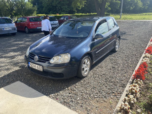 Volkswagen Golf V