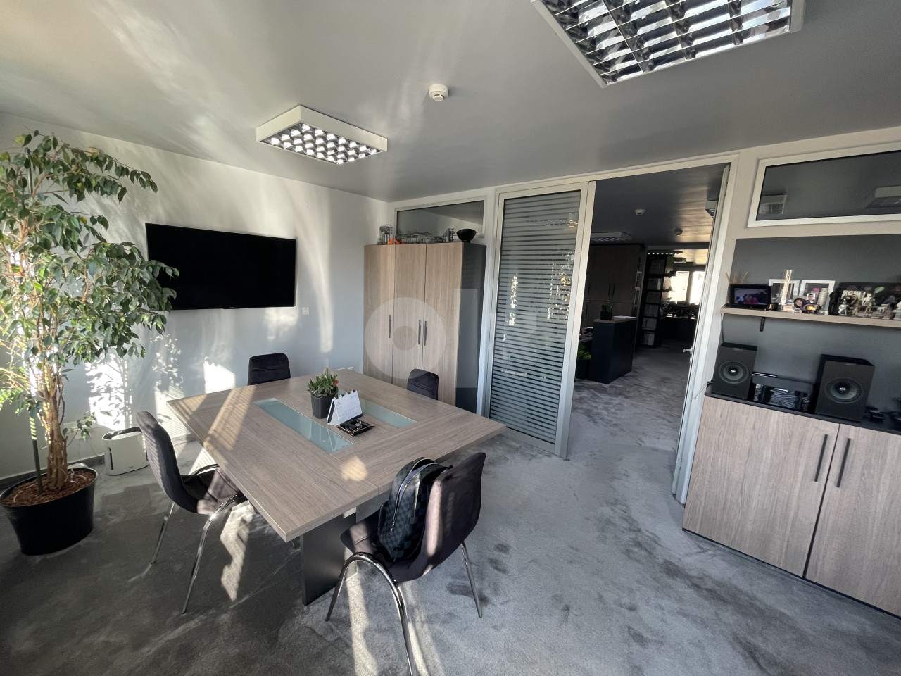 Namješten Poslovni prostor Sarajevo - Novi Grad 128m2 3