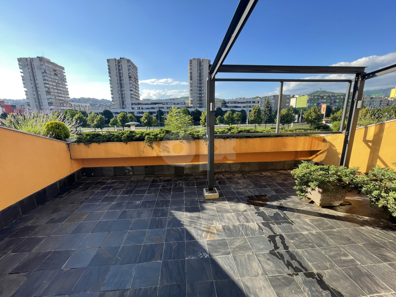 Namješten Poslovni prostor Sarajevo - Novi Grad 128m2 21