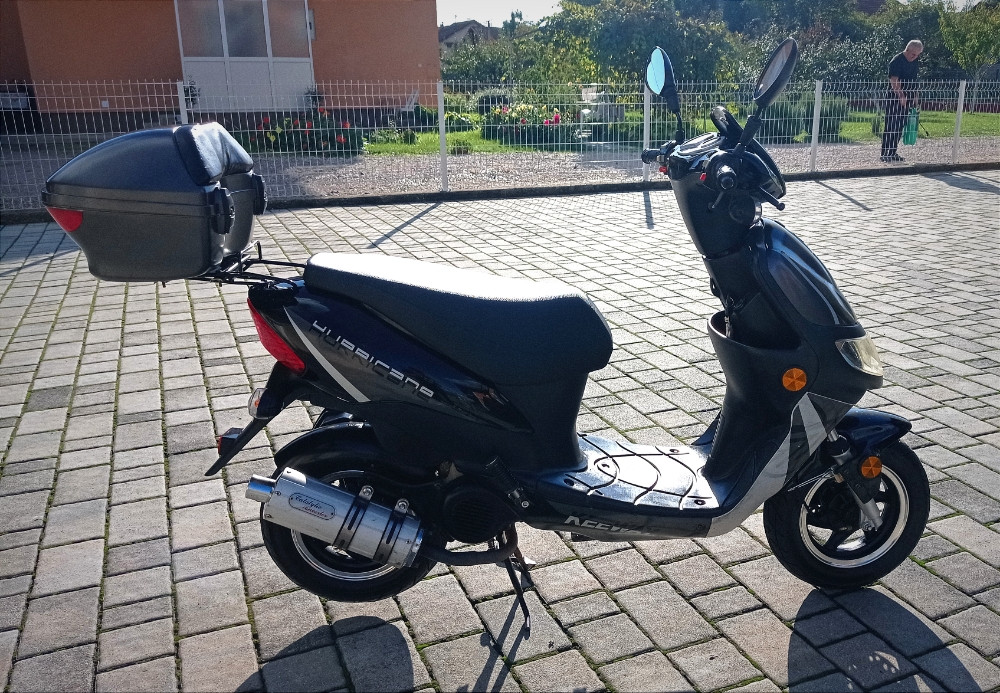 motor-keeway-hurricane-49cc-motocikli-olx-ba