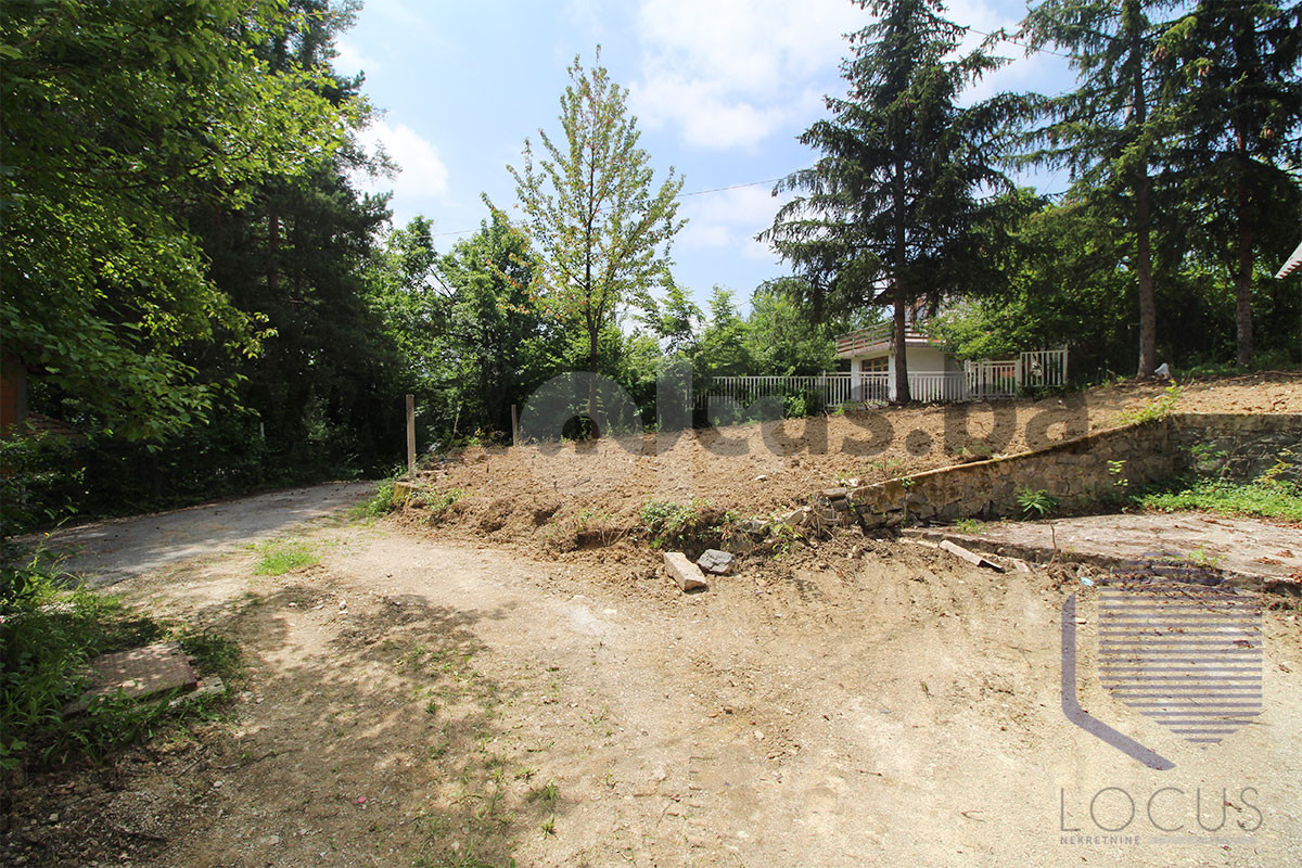 LOCUS: Vikendica na parceli 6.537m2, Rakovica, Ilidža 4