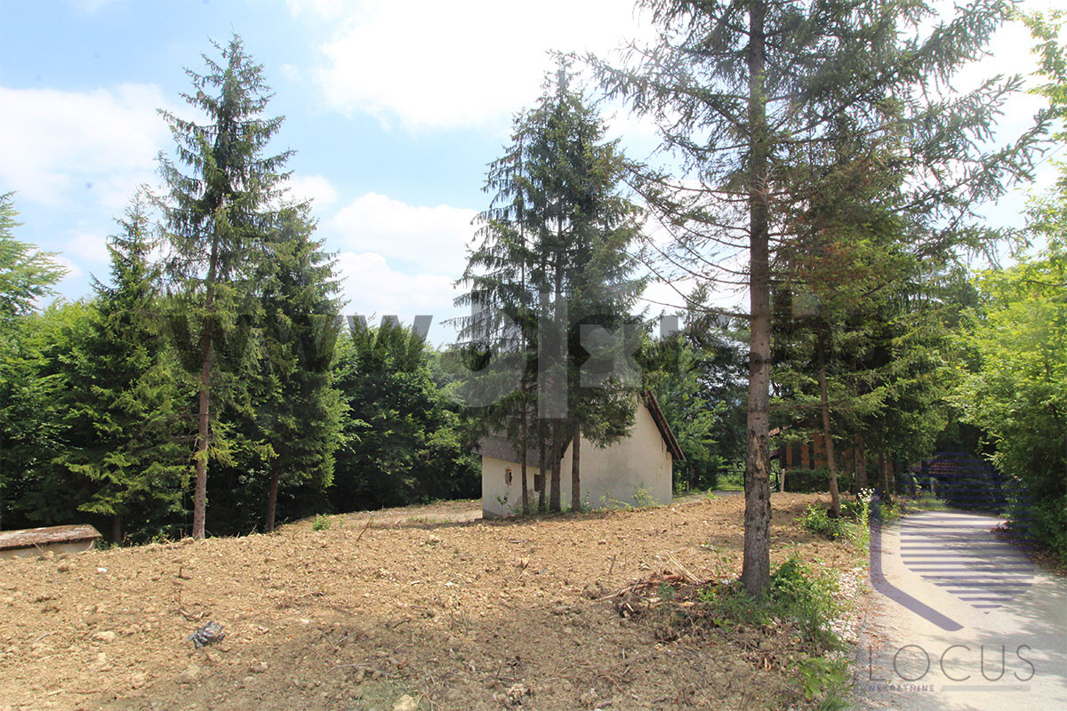 LOCUS: Vikendica na parceli 6.537m2, Rakovica, Ilidža 11