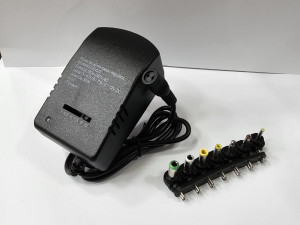 Univerzalni punjac adapter 12V 3A DC 9V 6V 7.5V 5V 3V