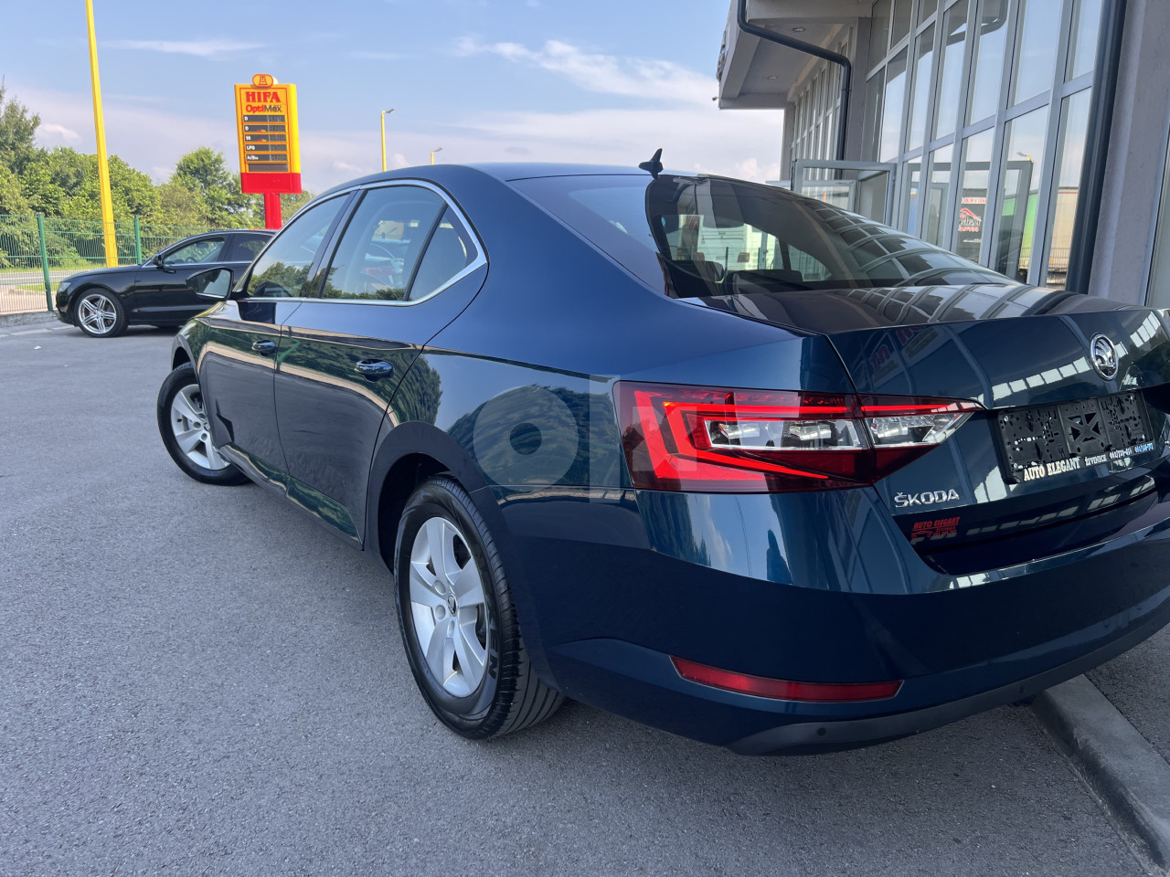 Škoda Superb 1.6 TDI 88kW 2018 god *navii,224.000km*