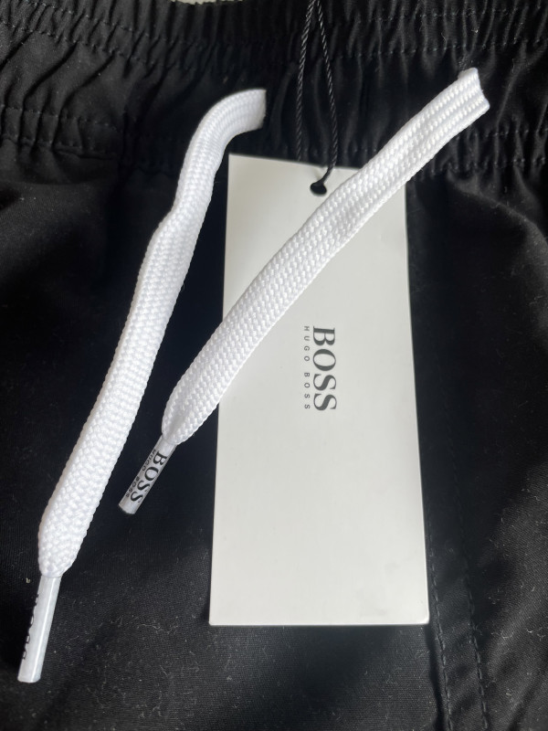 *HUGO BOSS* Sorc vl. 164 ili xxs