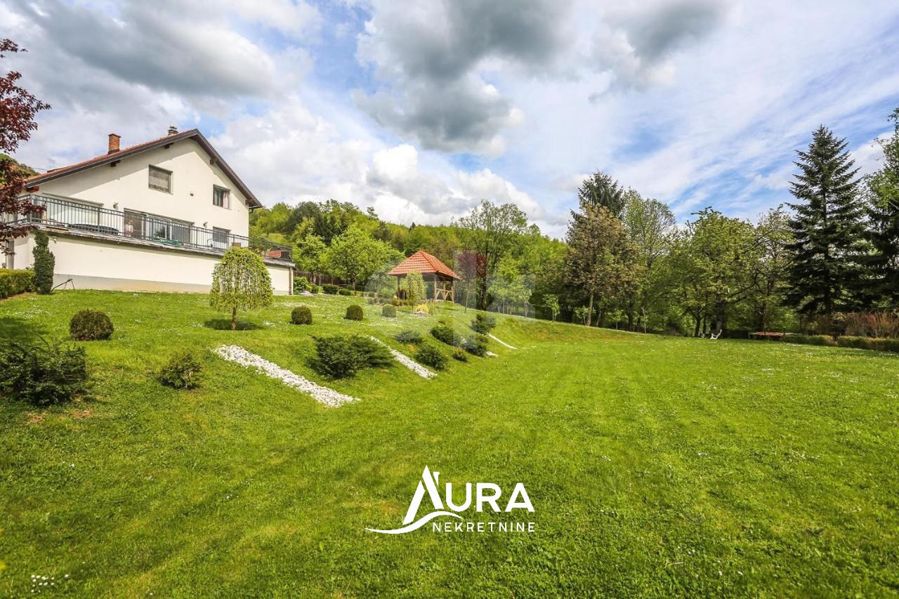 AURA/ Kuća 130m2 i Zemljište 3000m2 / Donja Vogošća