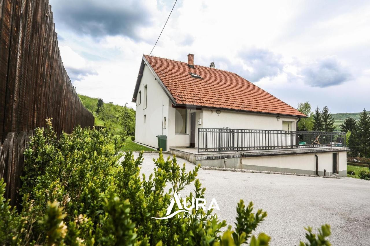 AURA/ Kuća 130m2 i Zemljište 3000m2 / Donja Vogošća 8