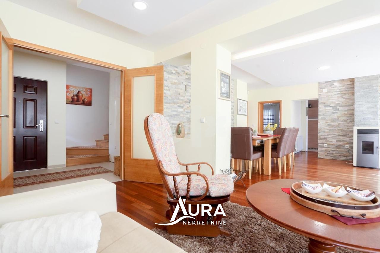 AURA/ Kuća 130m2 i Zemljište 3000m2 / Donja Vogošća 9