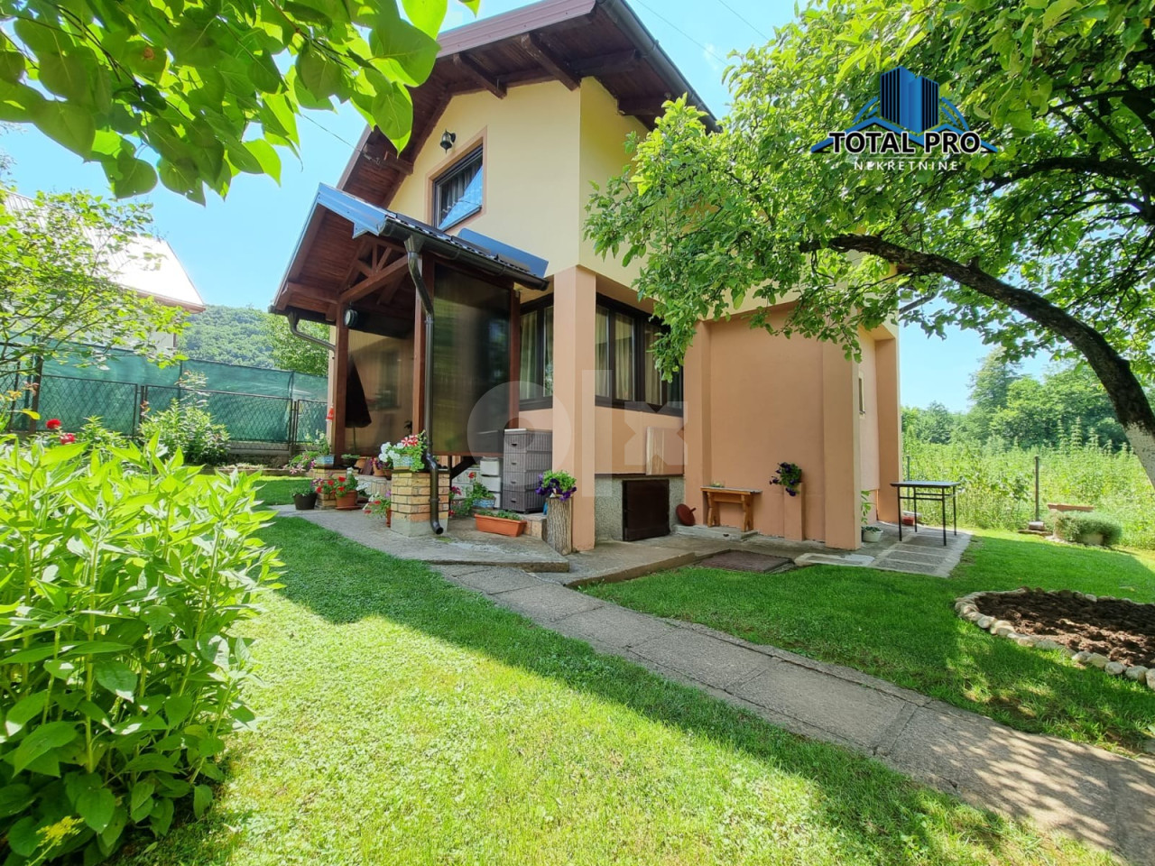 TOTAL PRO / Kuća sa okućnicom 110m2 / Tilava / Lukavica