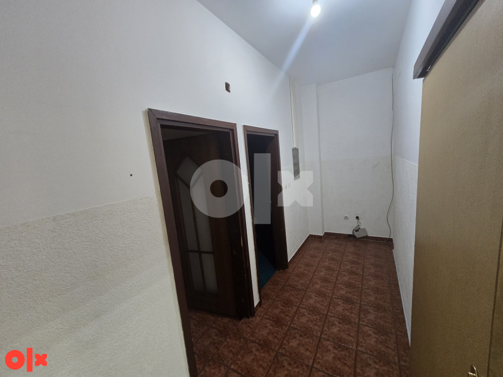 Prodajem poslovni prostor Tuzla - zgrada Pasaž 6