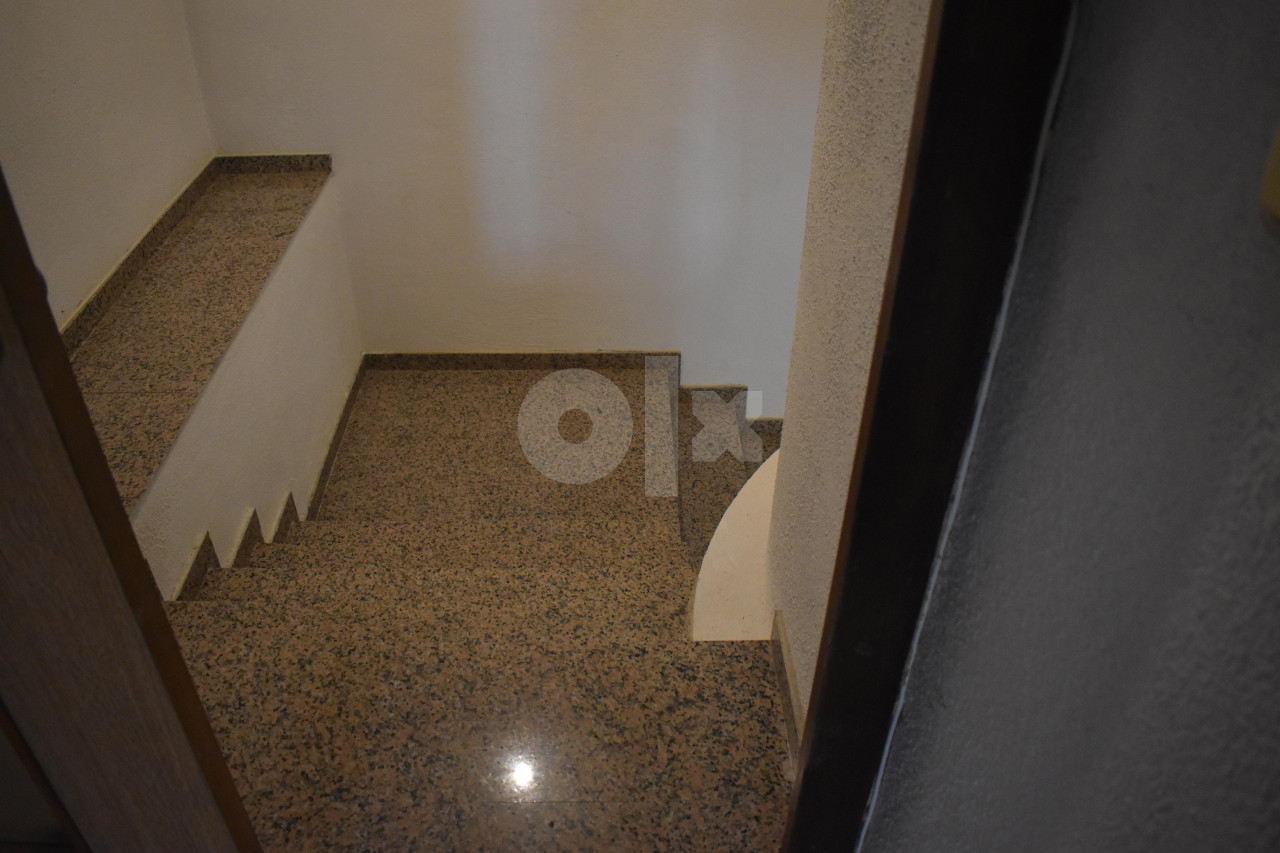 Prekrasna vila u Kaćunima, naselje Gusti Grab 24