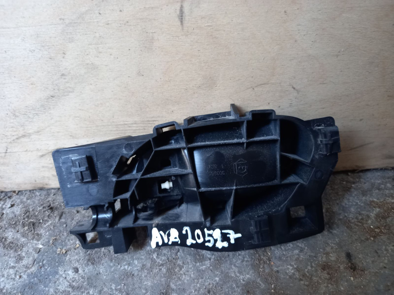 UNUTRASNJA RUCKA VRATA PEUGEOT 207 303965 AVA 20527