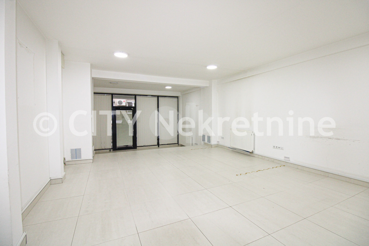 Poslovni prostor - Centar - Nova Avlija - 52 m2