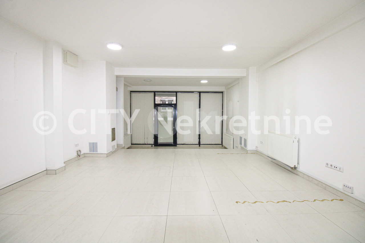 Poslovni prostor - Centar - Nova Avlija - 52 m2 2