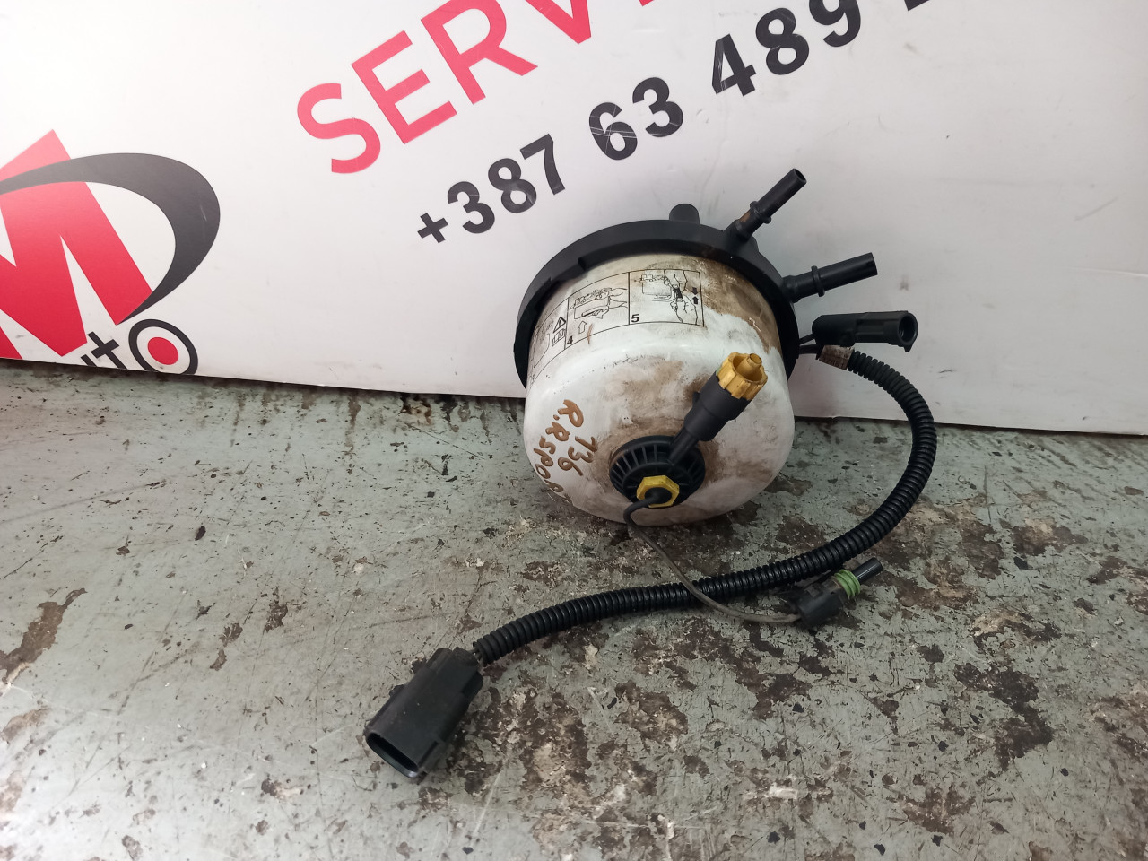 kuciste filtera goriva range rover sport L320 3,0
