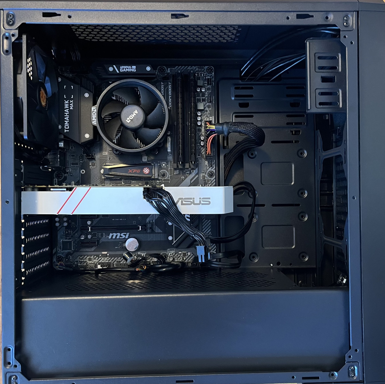Ryzen 5: 2600, B450 Tomahawk Max, 16GB DDR4, 512GBnvme