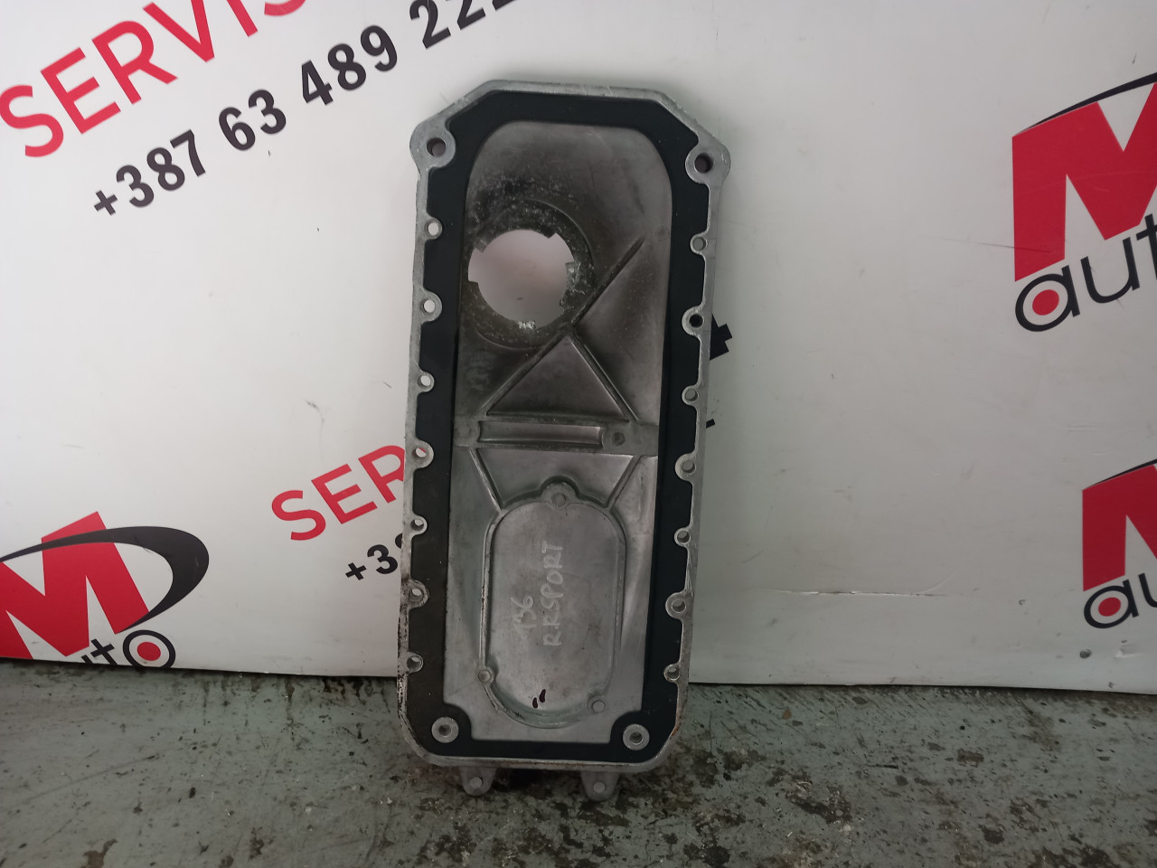poklopac mjenjaca range rover sport L320 UCC500081